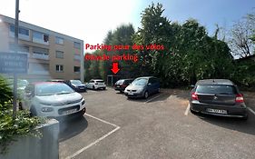Dnn - Stylish Studio - Free Wifi, Netflix And Parking - Min Away To Basel And Airport - Dishwasher, Washing Machine